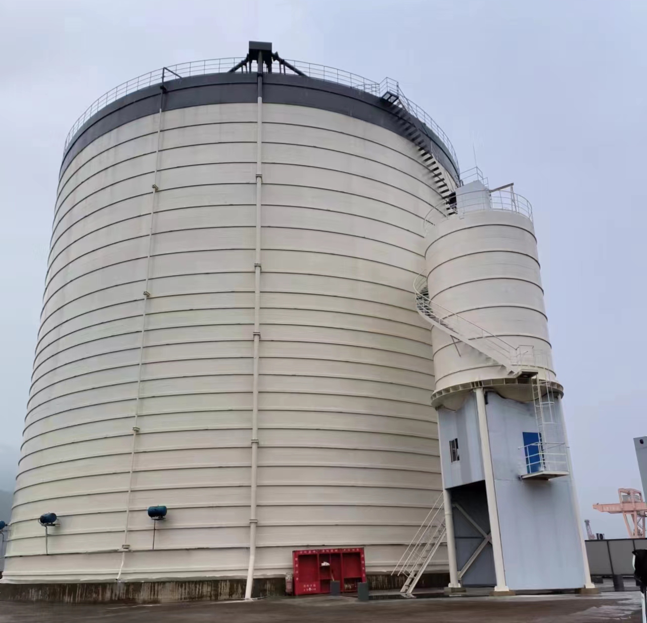 红塔10万吨水泥钢板库